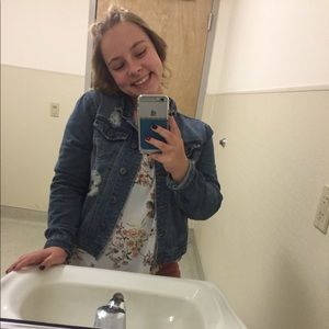 Meet your Posher, Devyn